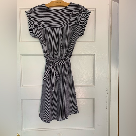 Monteau navy and white striped wrap-style belted dress, size M - Picture 4 of 4